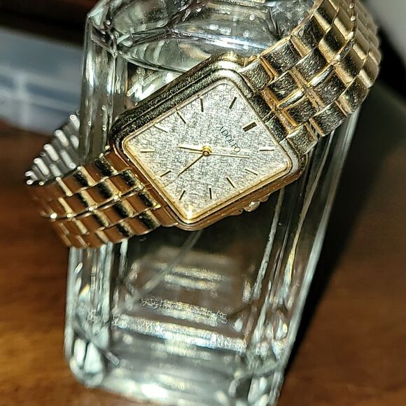 Vintage Accessories - Vintage Gold Adolpho Watch EUC